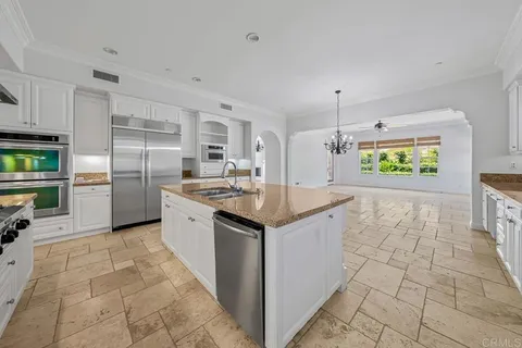 $1,995,000 | 440 Evening View Drive, Chula Vista, CA 91914