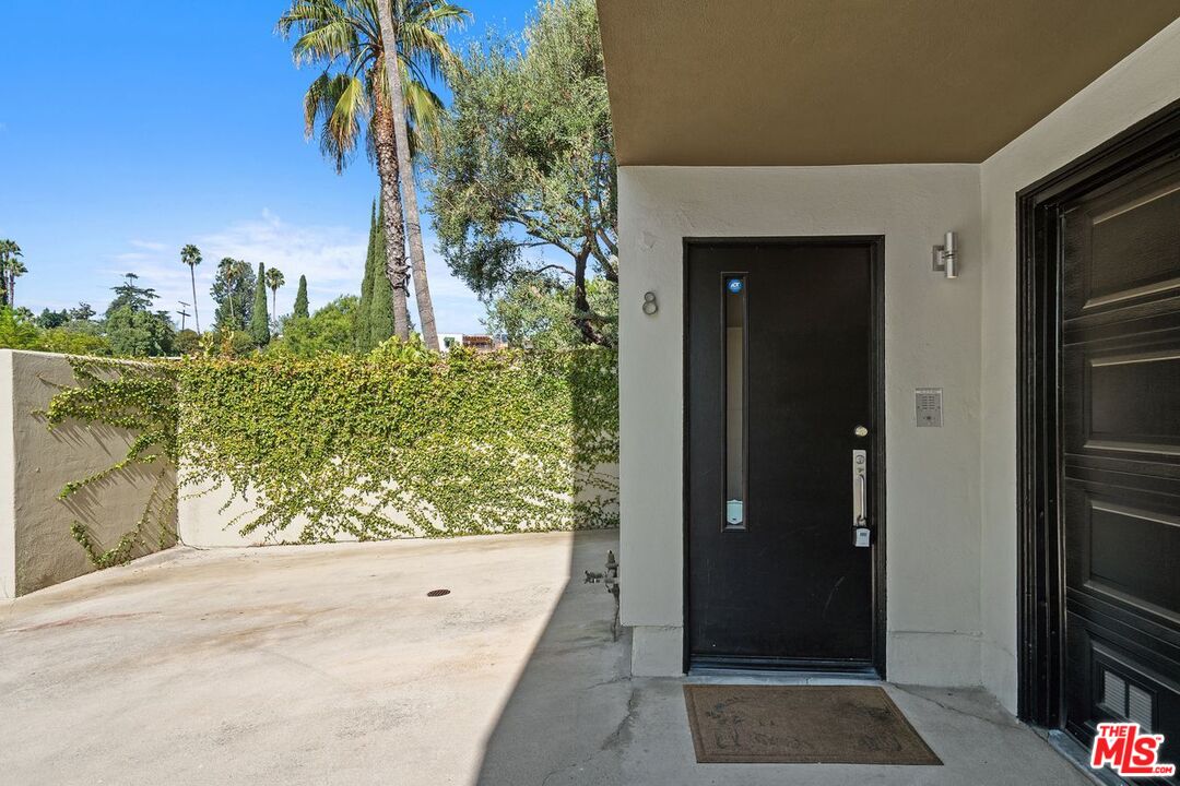 3023 Berkeley Avenue, Unit 8 Los Angeles, CA 90026 - Photo 6 of 38