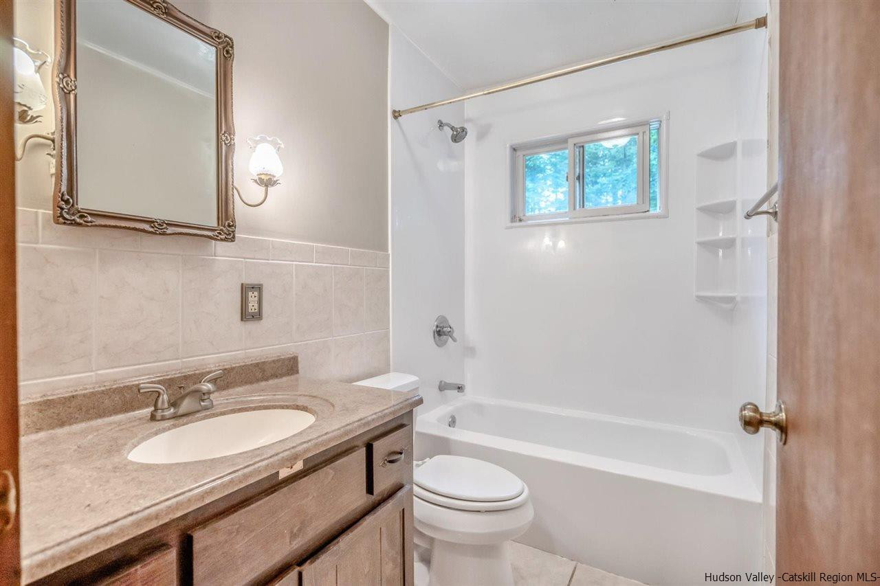 997 Sunny Hill Road Freehold, NY 12431 - Photo 14 of 31 Photo 14