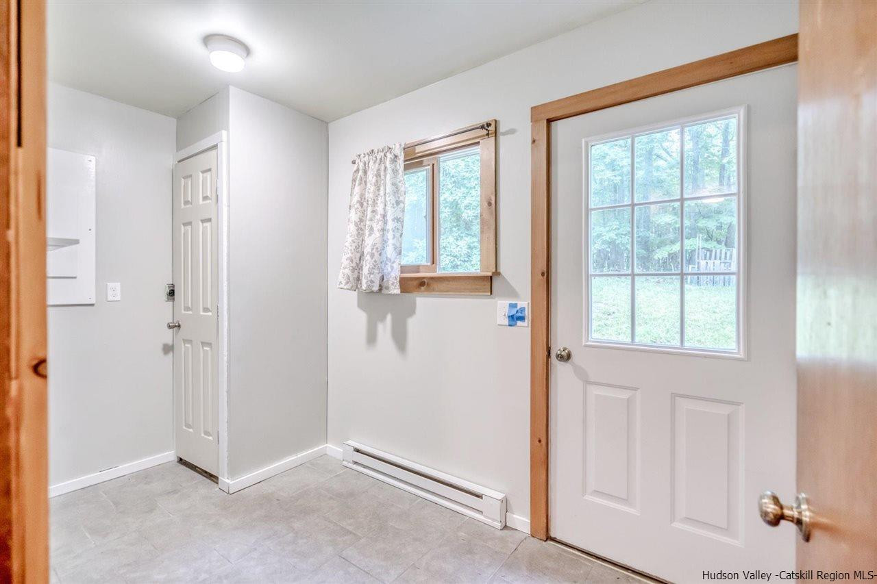 997 Sunny Hill Road Freehold, NY 12431 - Photo 15 of 31 Photo 15
