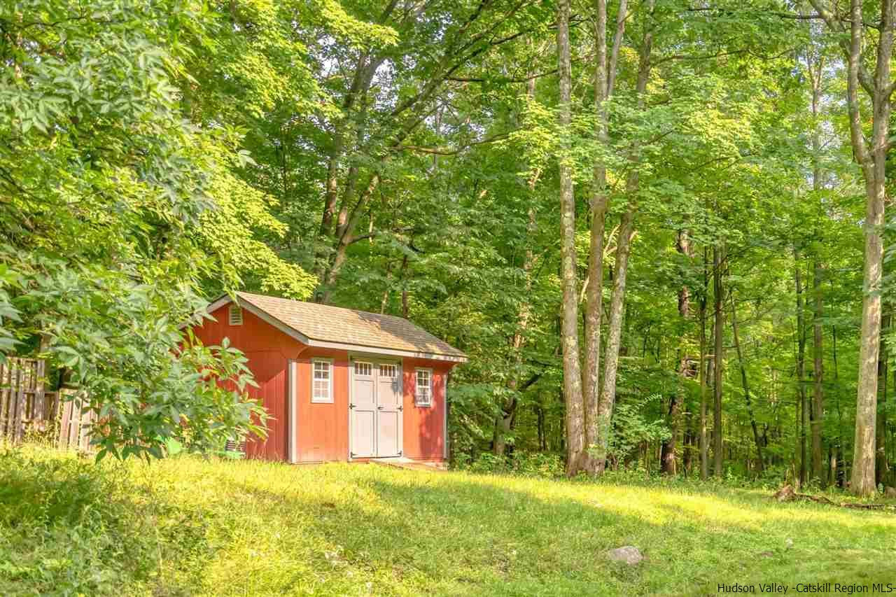 997 Sunny Hill Road Freehold, NY 12431 - Photo 27 of 31 Photo 27
