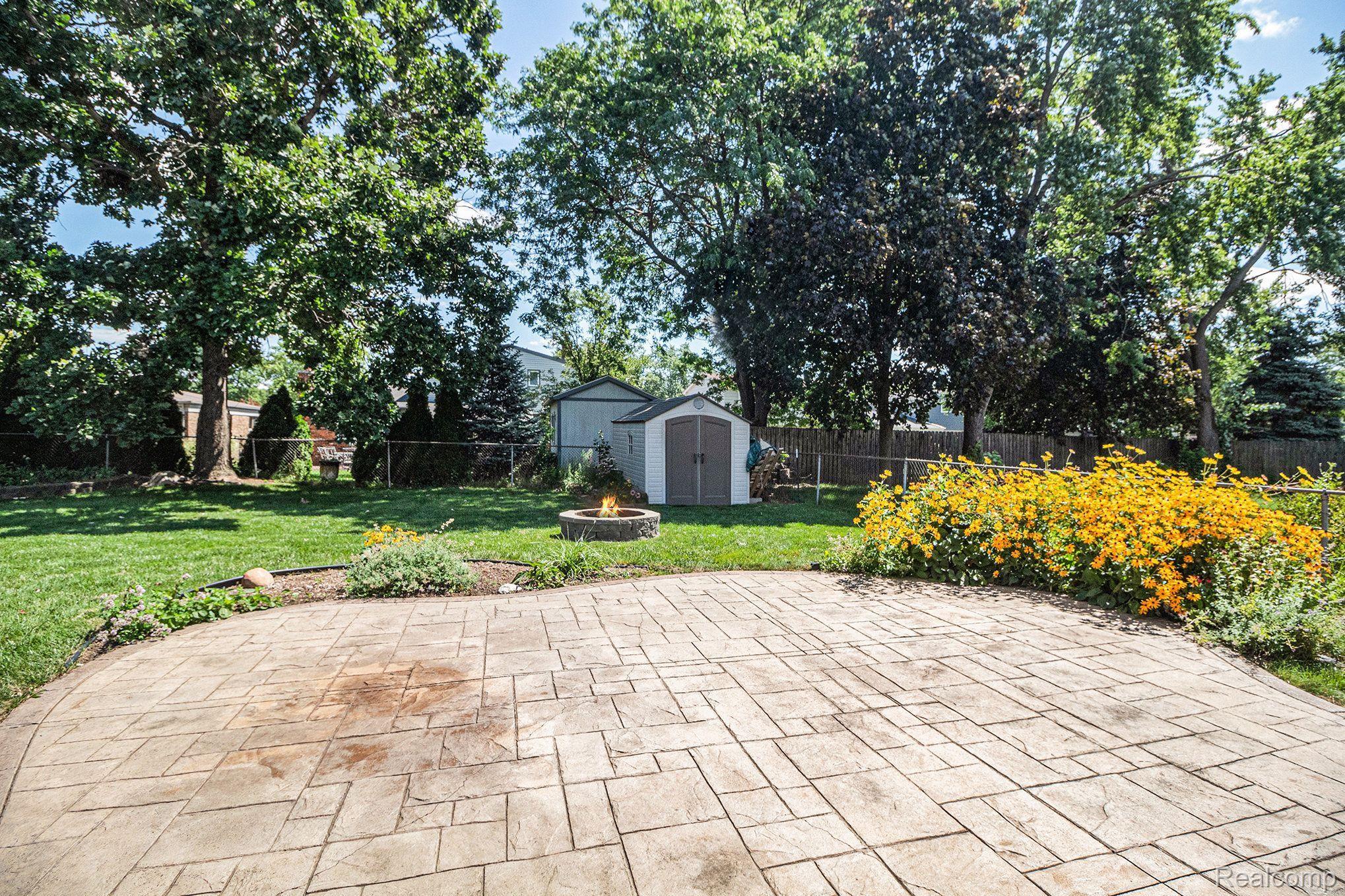 7370 Iron Gate Road Canton, MI 48187 - Photo 38 of 42 Gallery Image 38