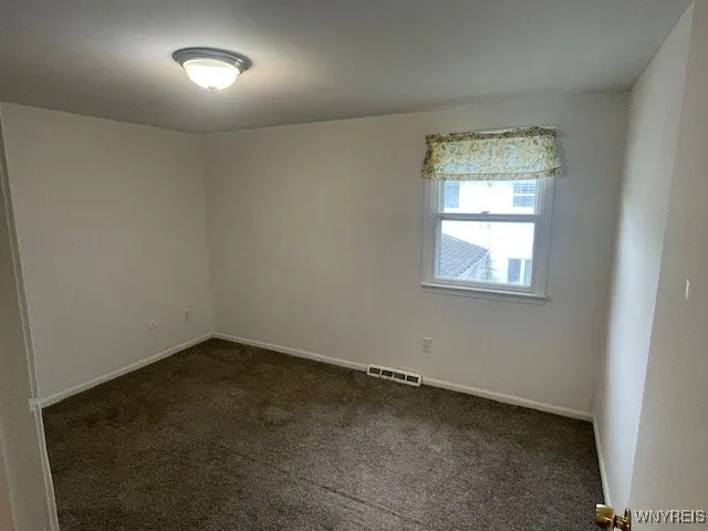 $1,400 | 341 Sundridge Drive, Amherst, NY 14228