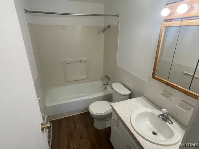 $1,400 | 341 Sundridge Drive, Amherst, NY 14228