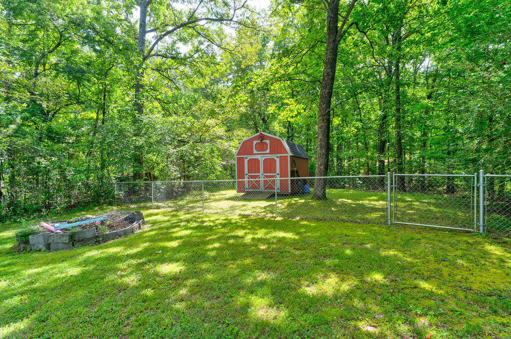 10908 Possum Trail Road Harrison, TN 37341 - Photo 38 of 52 Storage Building
