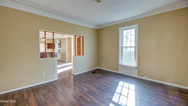 $125,000 | 77-79 Barclay Street, Canajoharie, NY 13317