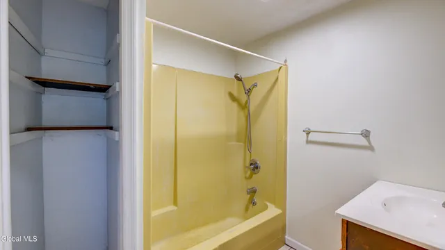 $125,000 | 77-79 Barclay Street, Canajoharie, NY 13317