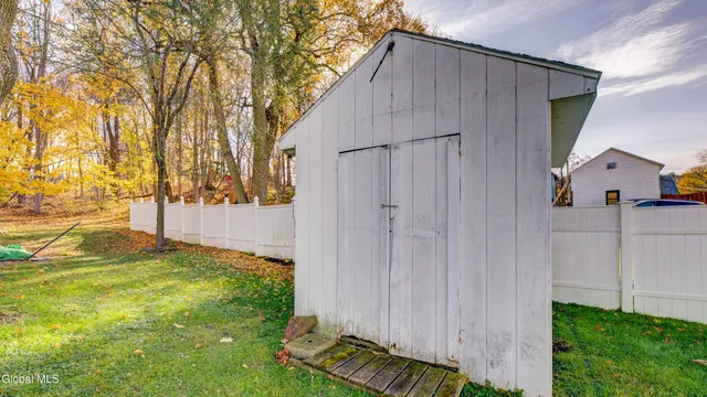 $125,000 | 77-79 Barclay Street, Canajoharie, NY 13317