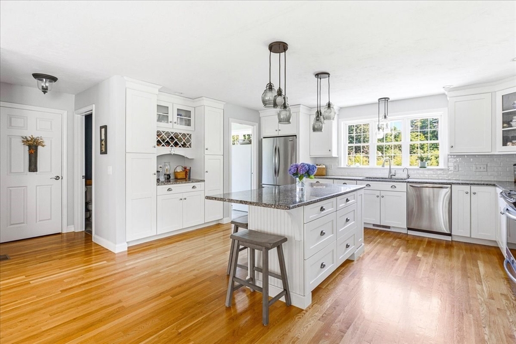 7 Heron Road Halifax, MA 02338 - Photo 3 of 42