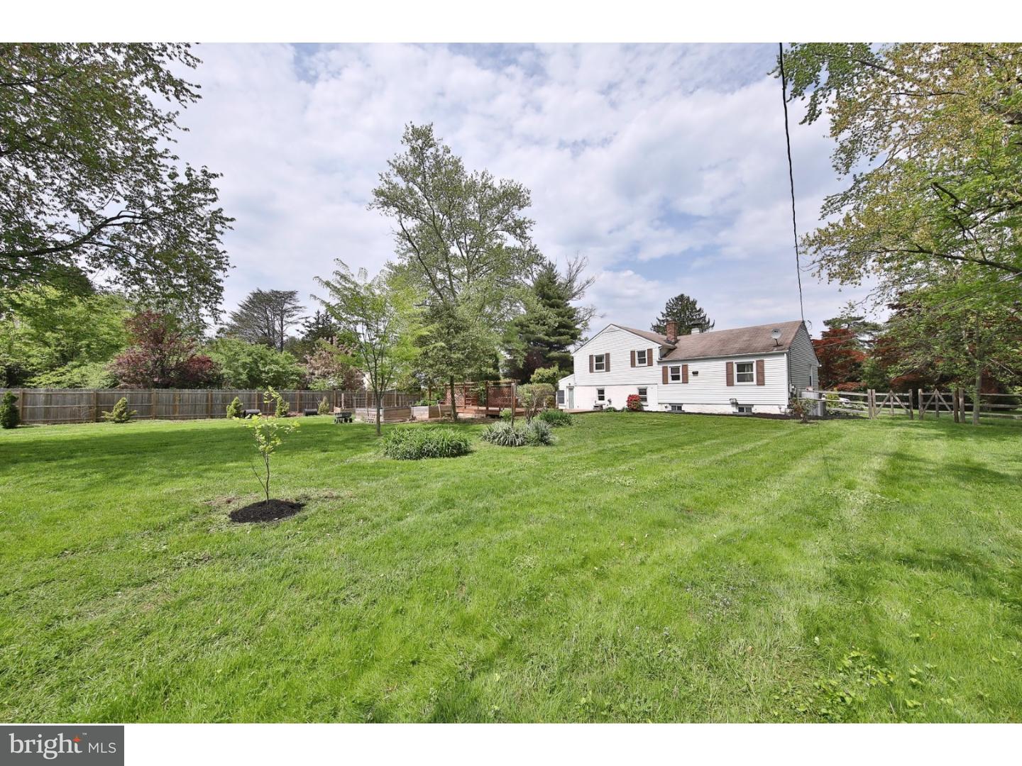 1056 Wagon Road Blue Bell, PA 19422 - Photo 22 of 23 Gallery Image 22