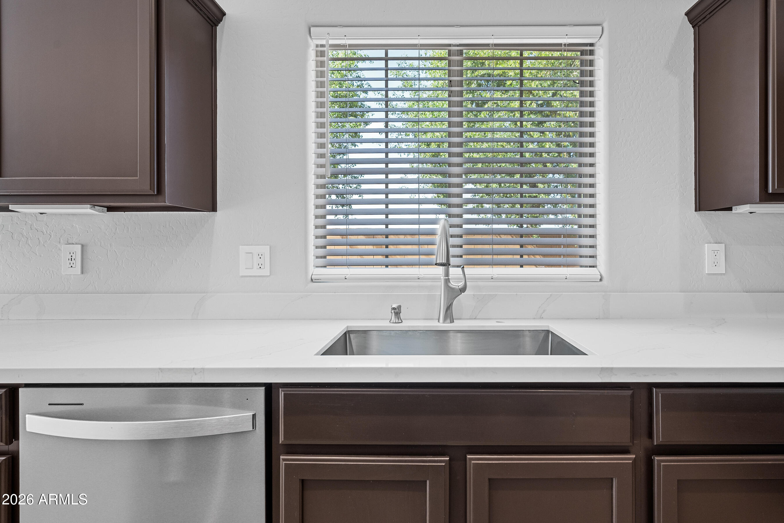 1948 West Davis Road Phoenix, AZ 85023 - Photo 18 of 52 18-1948WDR-ocupix-