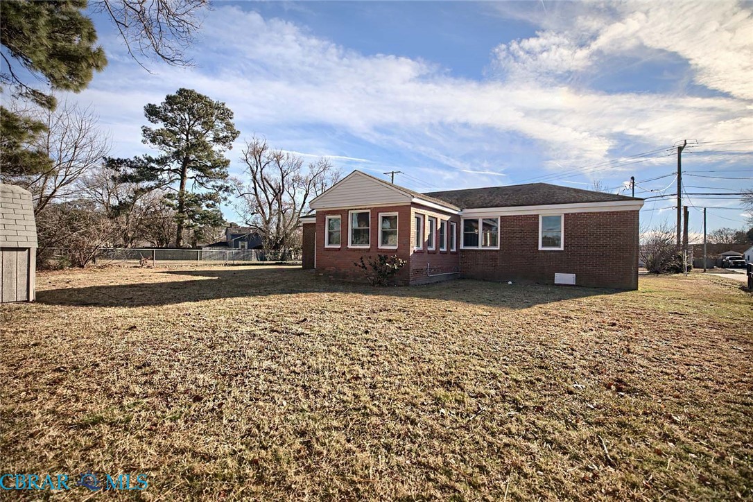 353 Fox Hill Road Hampton, VA 23669 - Photo 6 of 27
