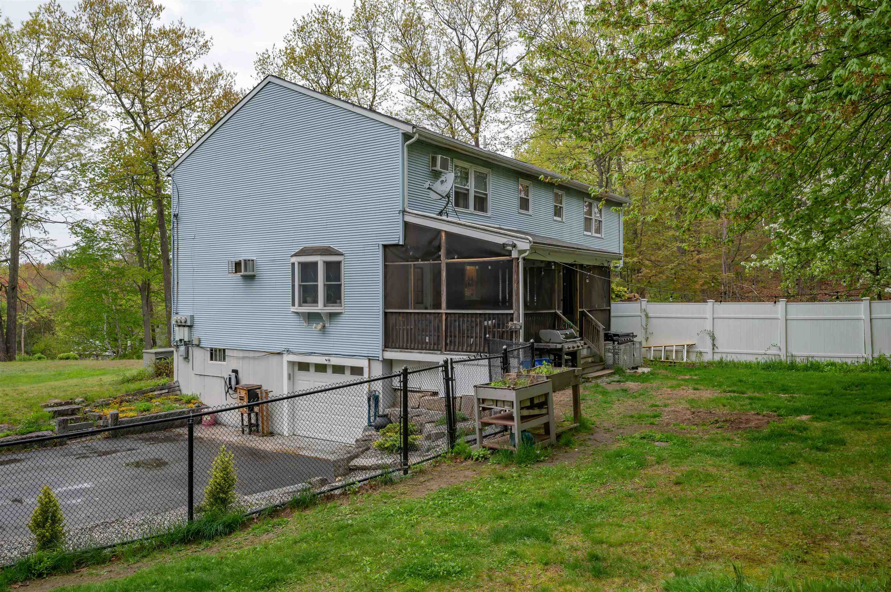 23 R Al Street Derry, NH 03038 - Photo 3 of 32