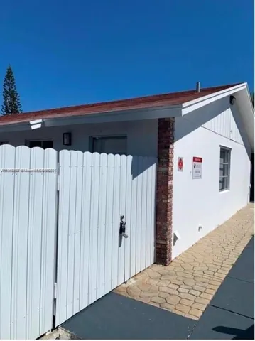 $1,790 | 405 Southeast 23rd Avenue, Unit B, Boynton Beach, FL 33435