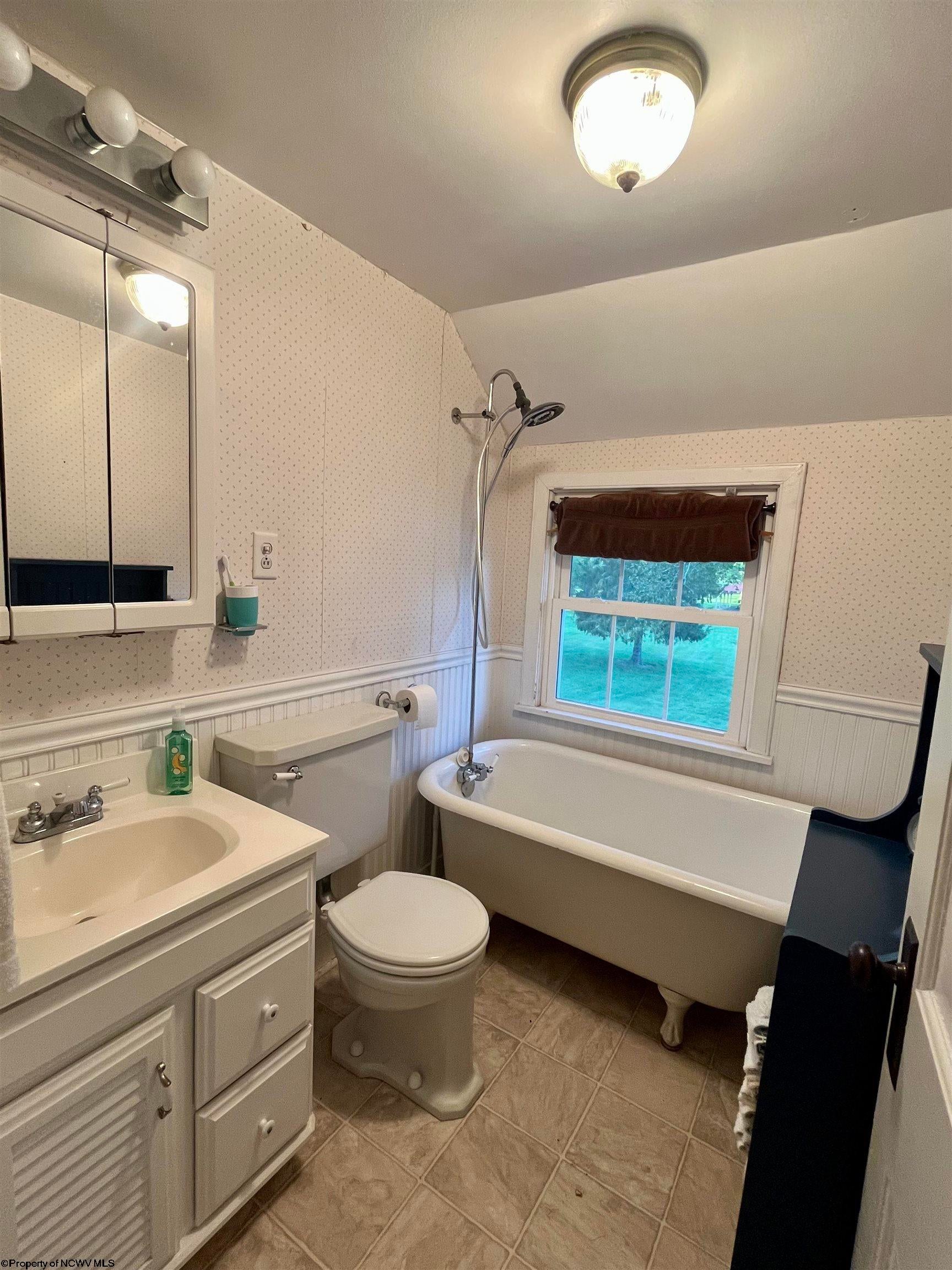 200 B B Road Reedsville, WV 26547 - Photo 23 of 30 Gallery Image 23