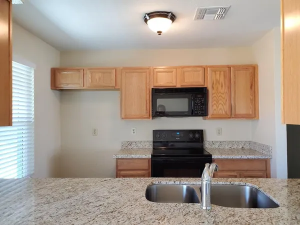 $1,950 | 5513 West Folley Street, Chandler, AZ 85226