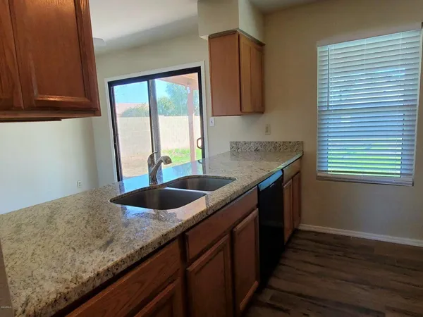 $1,950 | 5513 West Folley Street, Chandler, AZ 85226