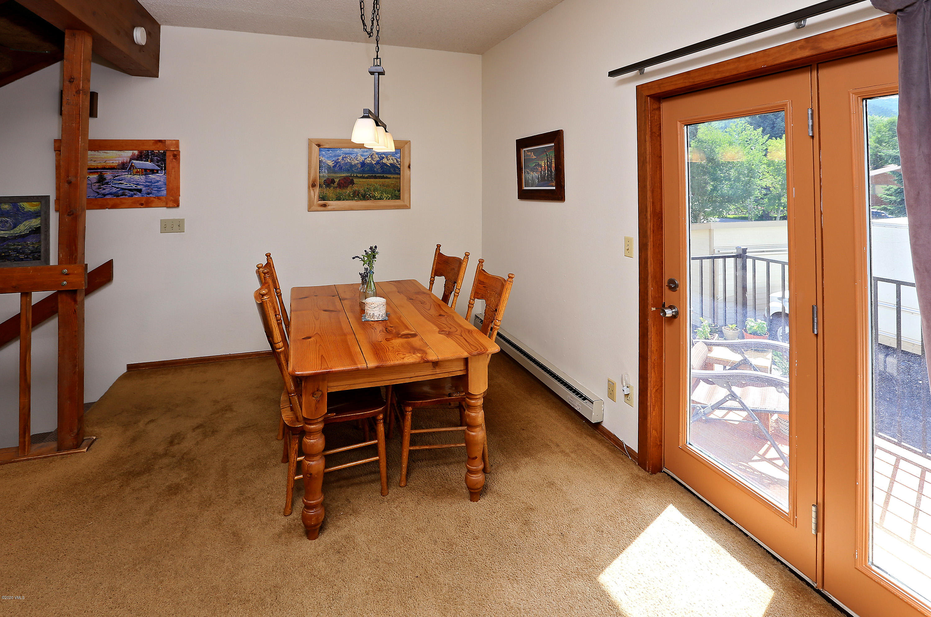 314_eagle_road_unit_3_dining