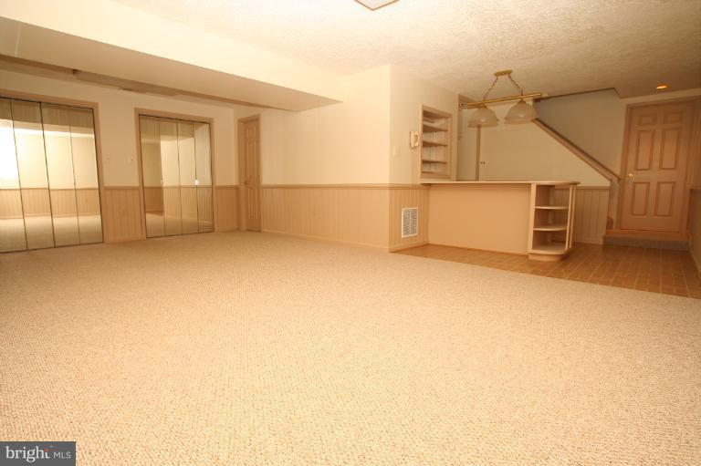 7413 Jenna Road Springfield, VA 22153 - Photo 14 of 18 Interior (General)