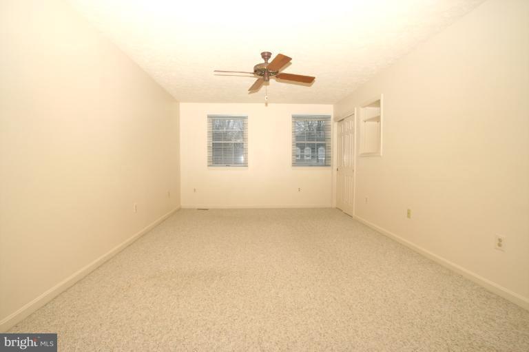 7413 Jenna Road Springfield, VA 22153 - Photo 8 of 18 Bedroom (Master)
