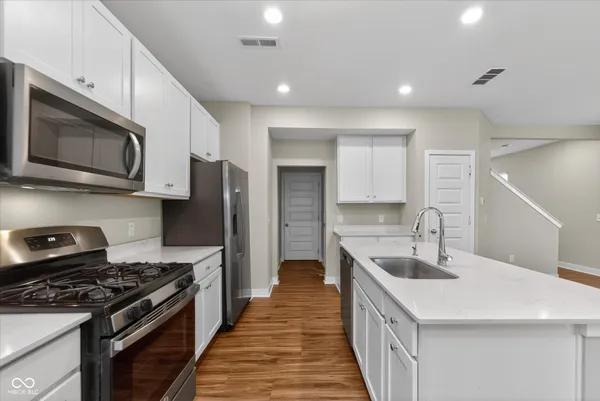 $254,900 | 9605 Beckett Street, Avon, IN 46123