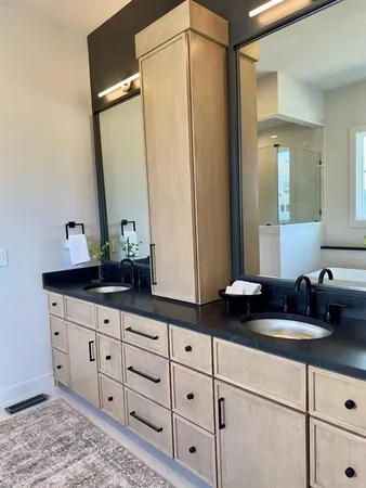 $950,000 | 12705 West 174th Street, Overland Park, KS 66221