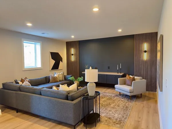 $950,000 | 12705 West 174th Street, Overland Park, KS 66221