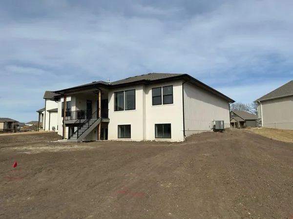 $950,000 | 12705 West 174th Street, Overland Park, KS 66221