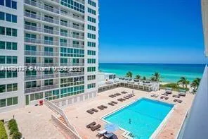 $3,150 | 5401 Collins Avenue, Unit 430, Miami Beach, FL 33140