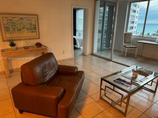 5401 Collins Avenue, Unit 430 Miami Beach, FL 33140 - Photo 24 of 52 a living room with furniture