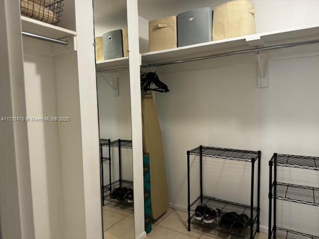 5401 Collins Avenue, Unit 430 Miami Beach, FL 33140 - Photo 47 of 52