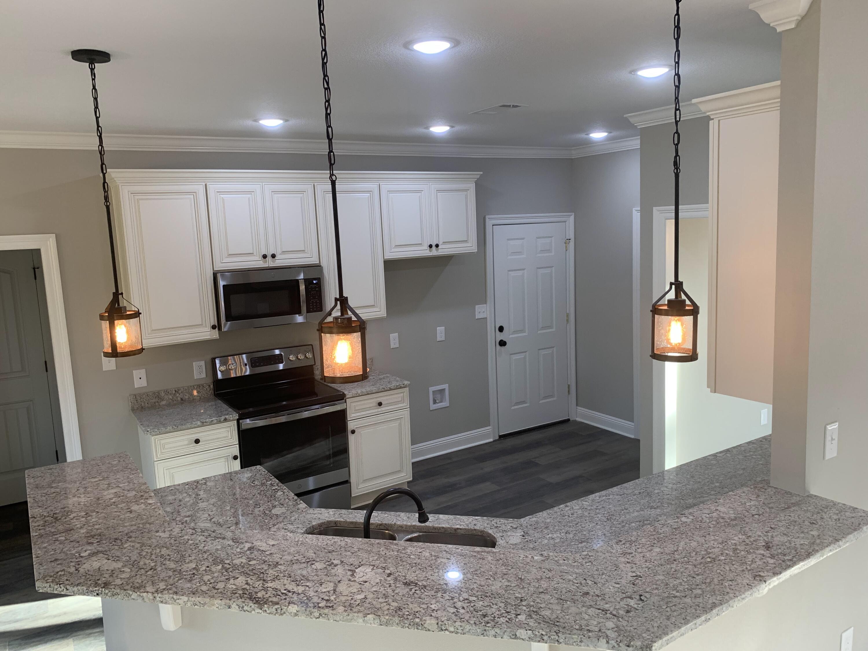 17065 Old Joe Moran Road Kiln, MS 39556 - Photo 6 of 28 Kitchen