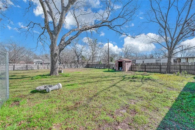 $160,000 | 714 West 15th Street, Clifton, TX 76634