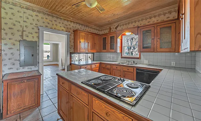 $160,000 | 714 West 15th Street, Clifton, TX 76634