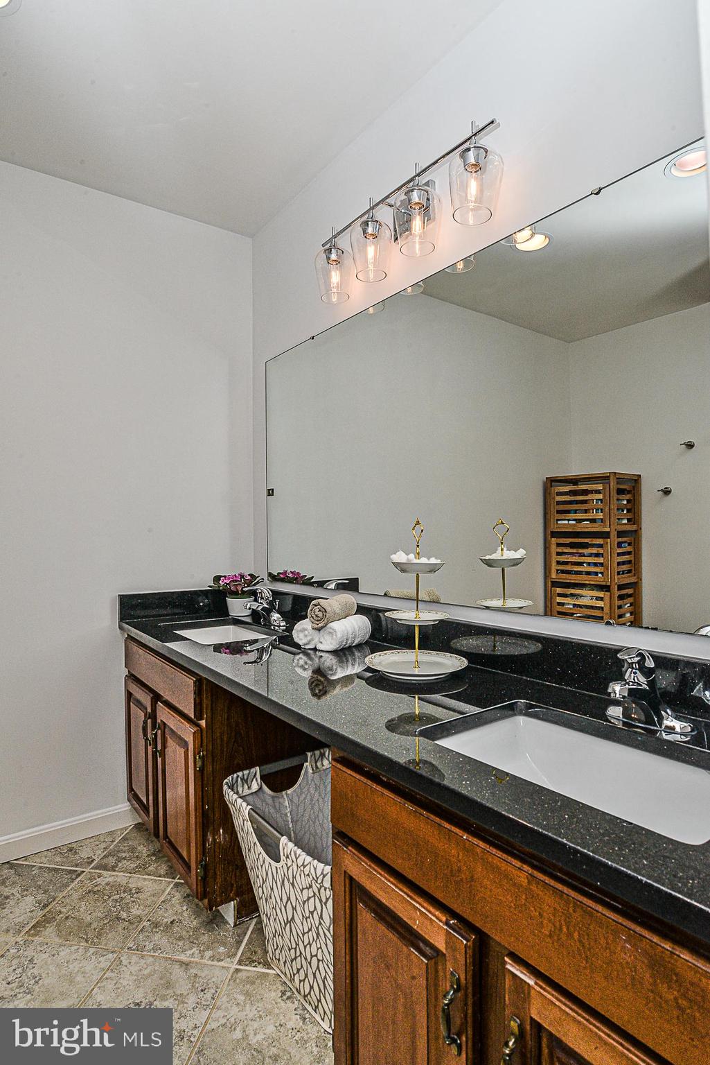 9106 Scott Street Springfield, VA 22153 - Photo 20 of 34 Beautifully updated master bath!