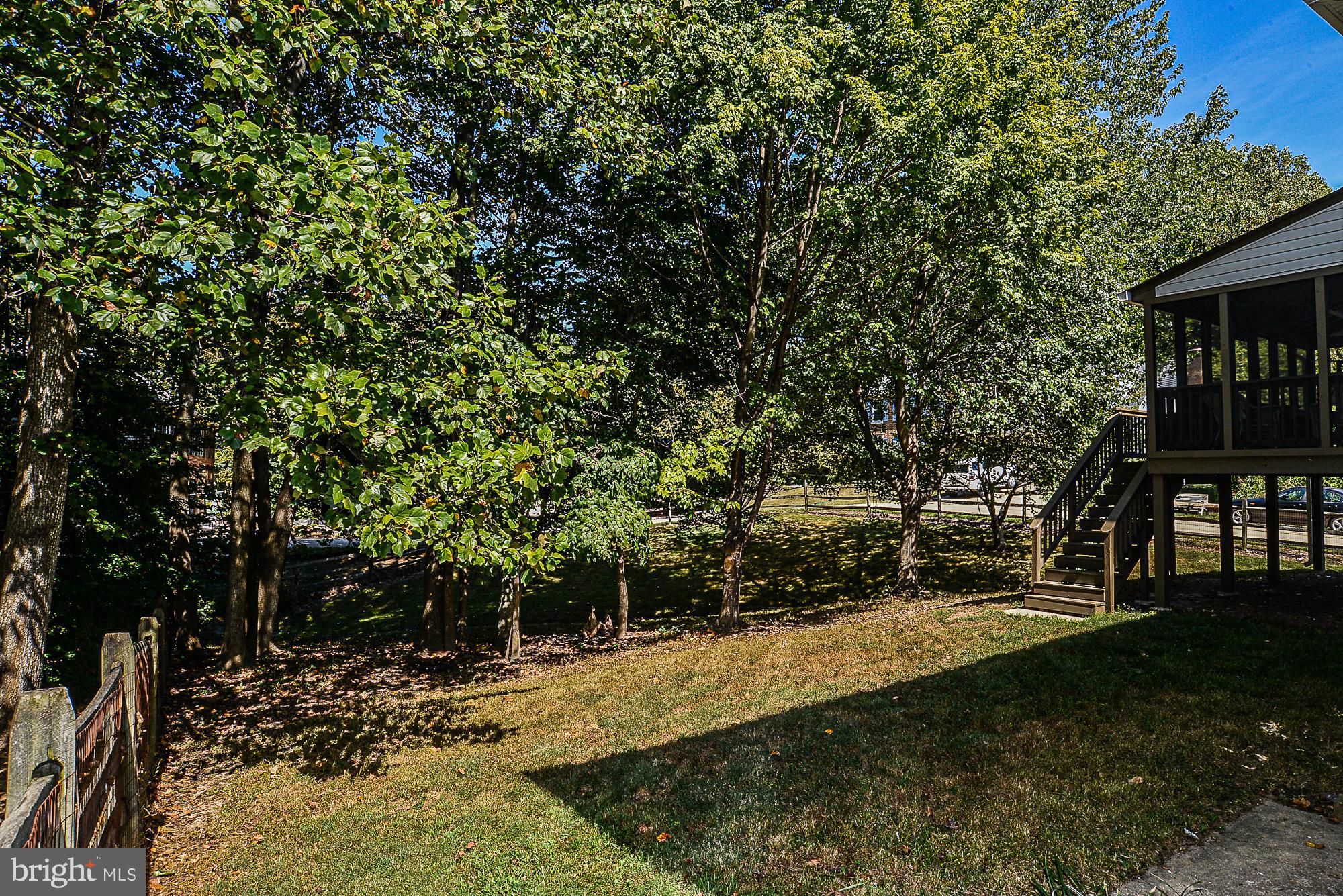 9106 Scott Street Springfield, VA 22153 - Photo 33 of 34 Fully fenced back yard. Bring the dogs!
