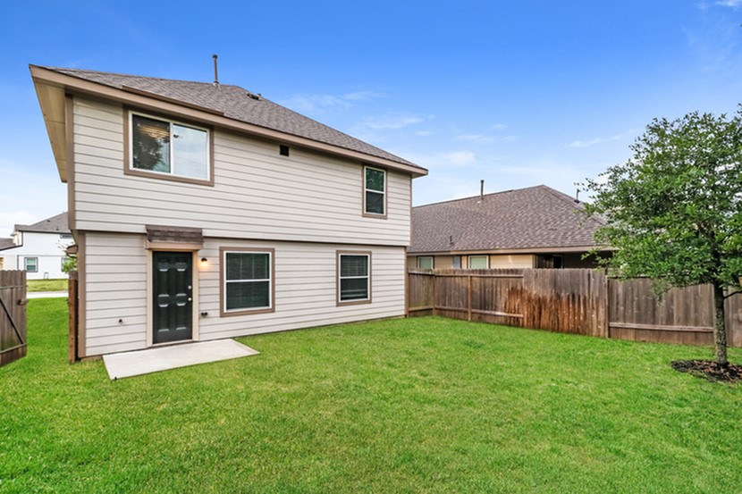 3217 Chunk Court Conroe, TX 77301 - Photo 2 of 18