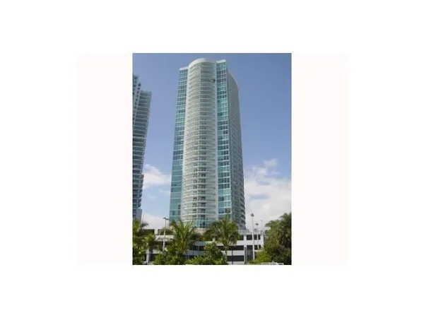$3,050 | 2101 Brickell Avenue, Unit 808, Miami, FL 33129