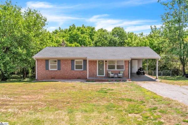 $229,900 | 300 Fox Squirrel Ridge Road, Pickens, SC 29671