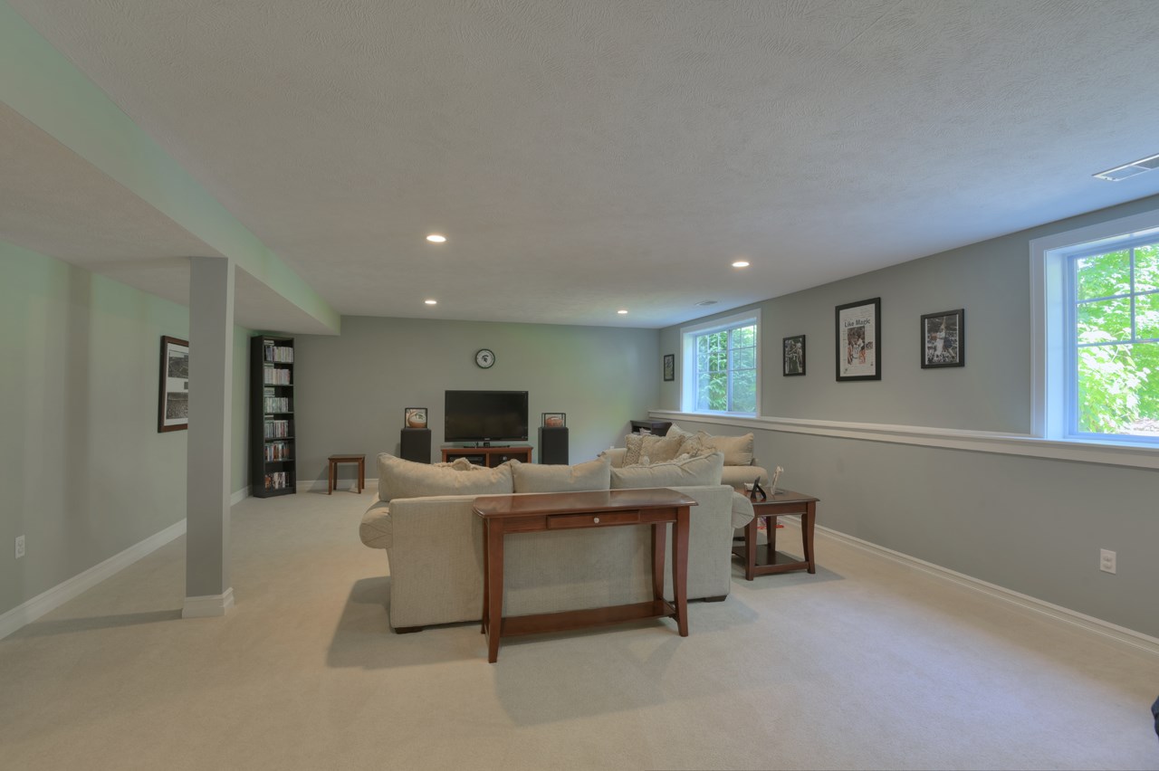 724 Walnut Ridge Traverse City, MI 49686 - Photo 46 of 55 1864638-45.JPG