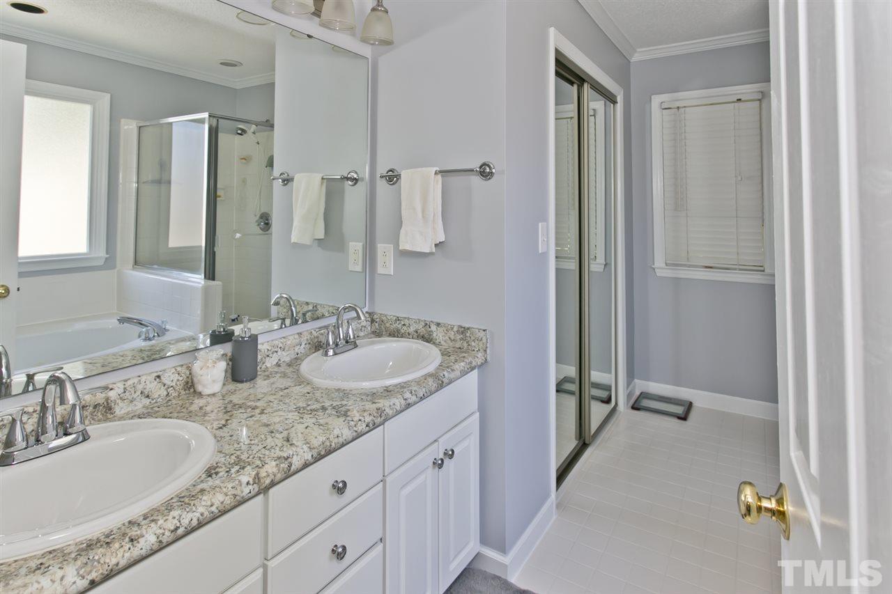 2013 Shadow Creek Drive Raleigh, NC 27604 - Photo 19 of 30 Gallery Image 19