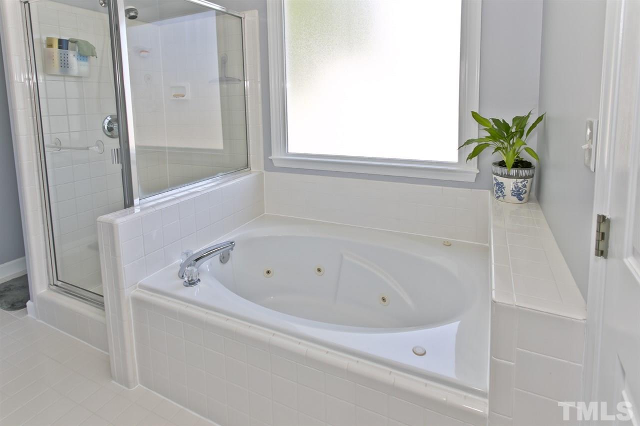 2013 Shadow Creek Drive Raleigh, NC 27604 - Photo 20 of 30 Gallery Image 20