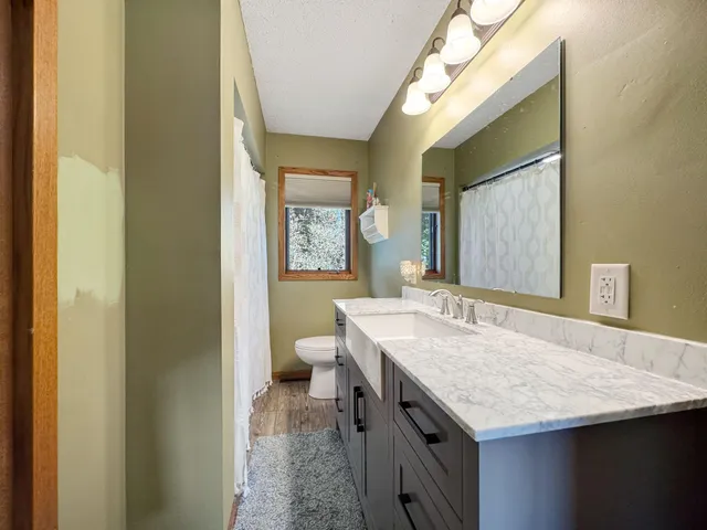 $699,900 | 1788 397th Avenue Northeast, Stanchfield, MN 55080