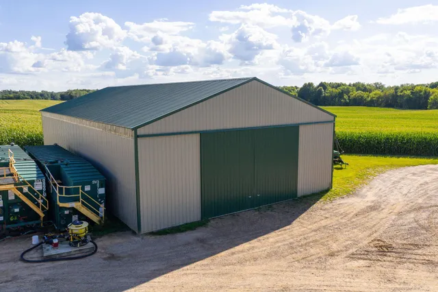 $699,900 | 1788 397th Avenue Northeast, Stanchfield, MN 55080