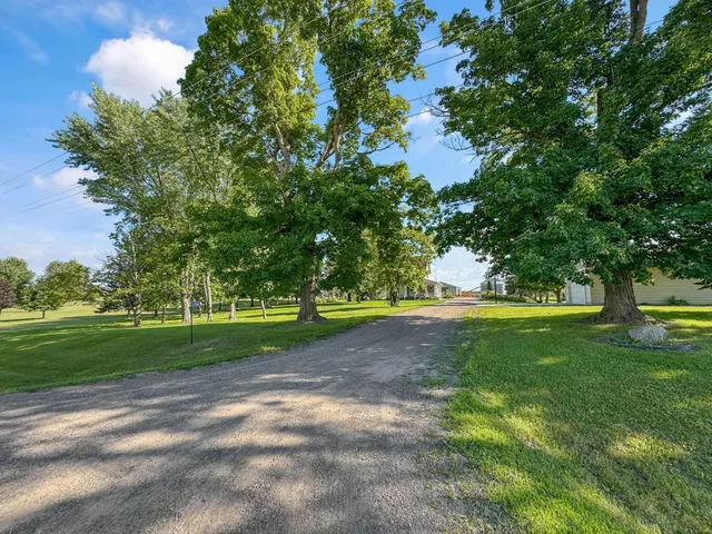 $699,900 | 1788 397th Avenue Northeast, Stanchfield, MN 55080