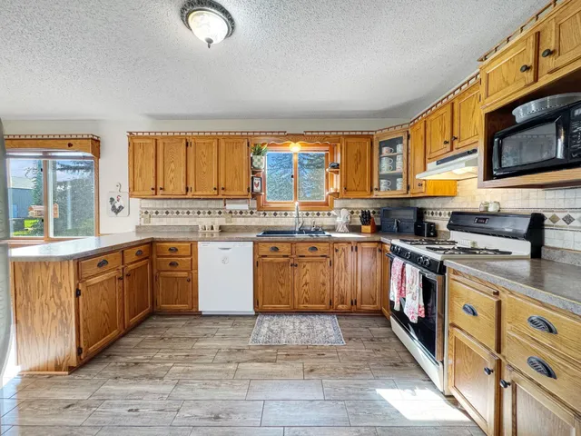 $699,900 | 1788 397th Avenue Northeast, Stanchfield, MN 55080