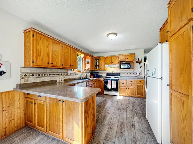 $699,900 | 1788 397th Avenue Northeast, Stanchfield, MN 55080