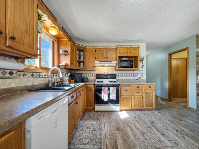 $699,900 | 1788 397th Avenue Northeast, Stanchfield, MN 55080