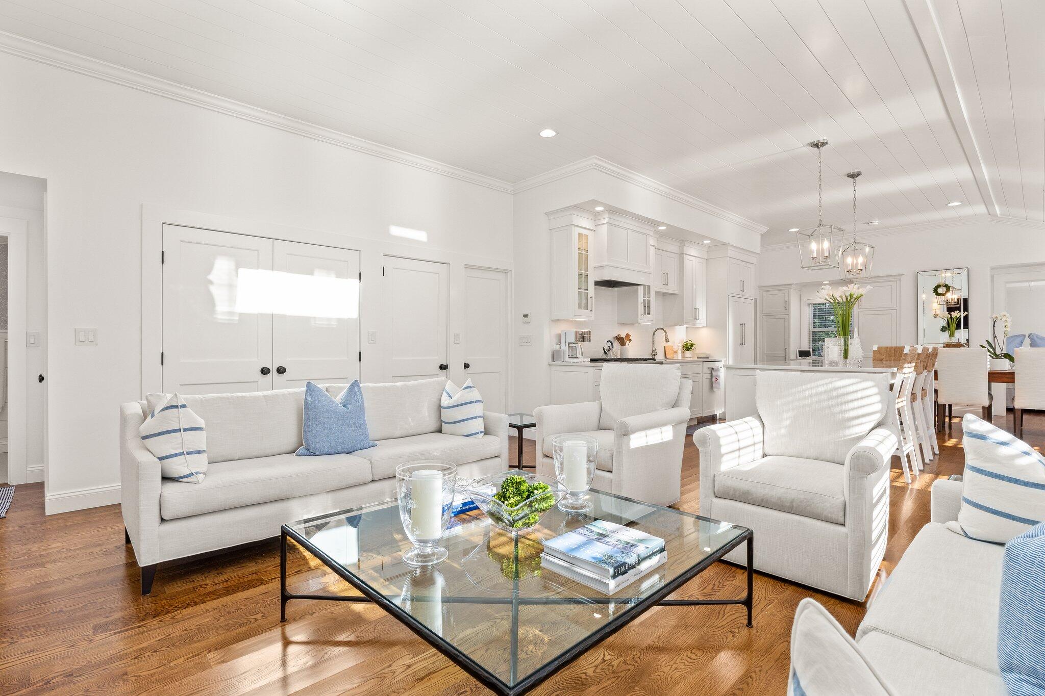 101 Old Mail Road North Chatham, MA 02650 - Photo 13 of 35 Living Area