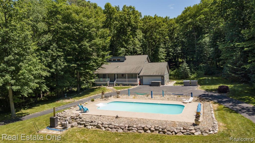 3241 Hosner Road Dryden, MI 48428 - Photo 1 of 37